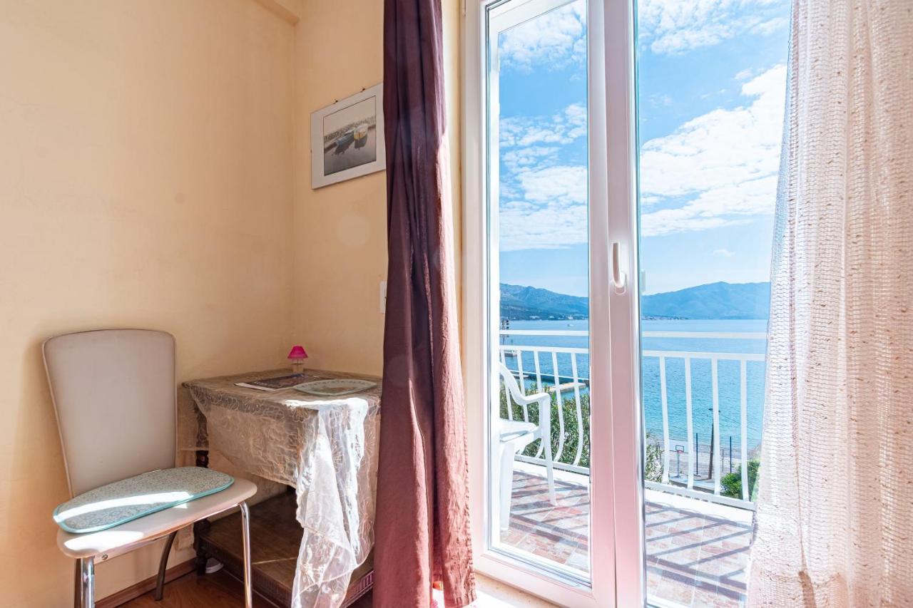 Apartments By The Sea Korcula - 10051 エクステリア 写真